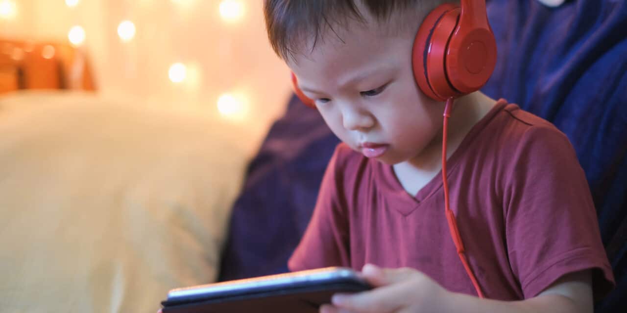 Children Increasingly Exposed to Hearing Health Risks Via Headphones