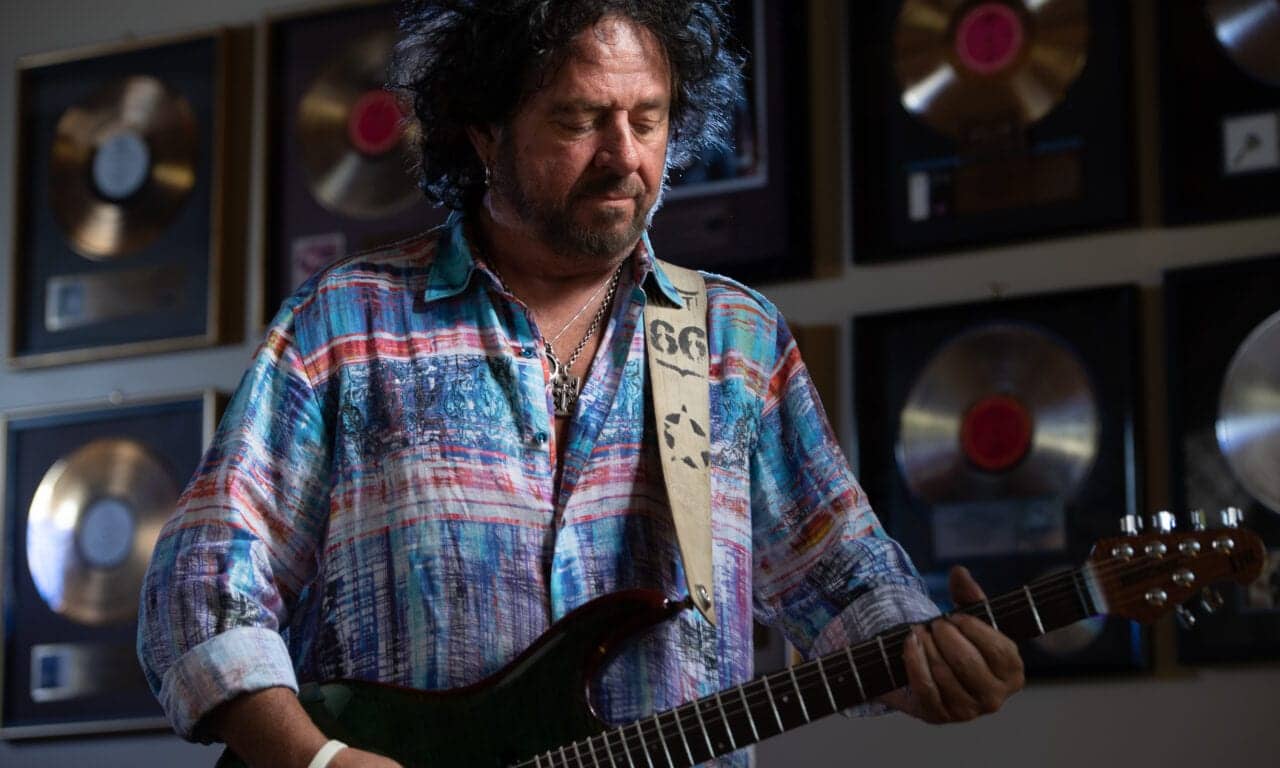 Musician Steve Lukather Discusses Experience with Widex Moment Hearing Aids